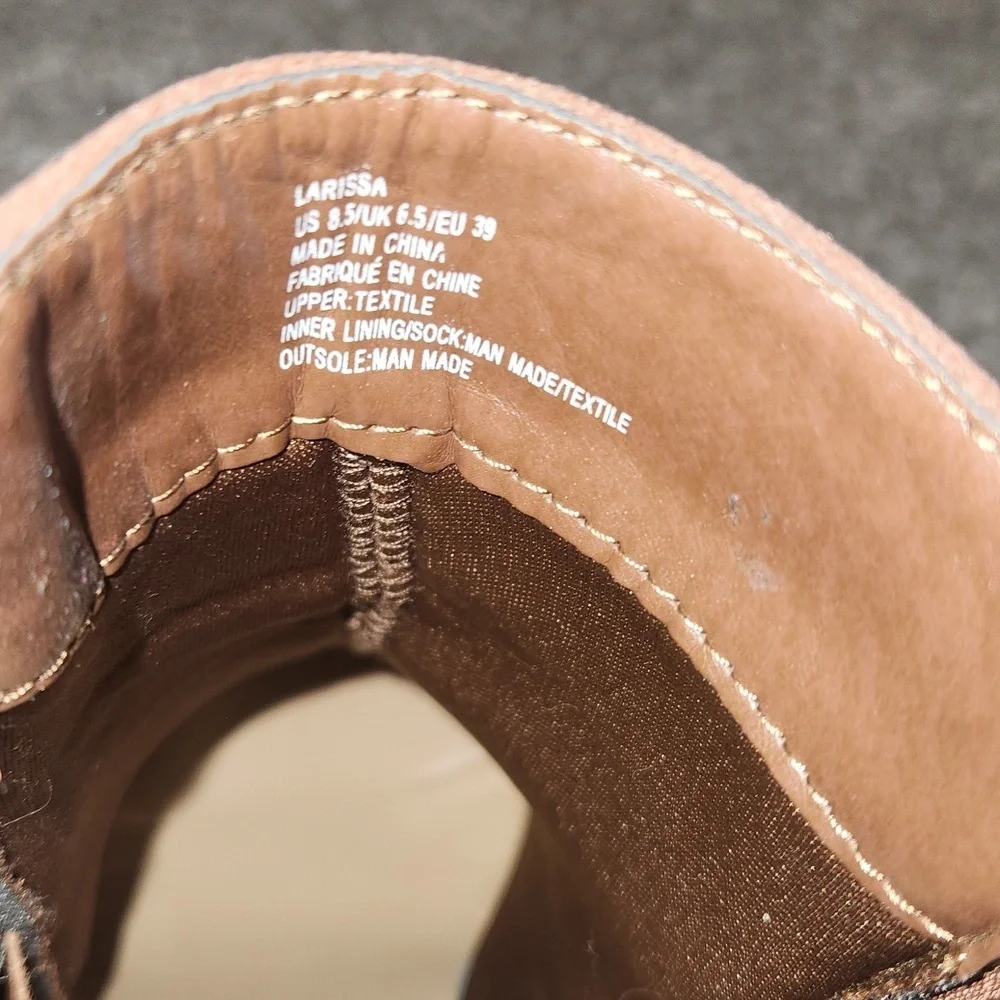 Shoe Dazzle Chestnut Wedge Ankle Booties